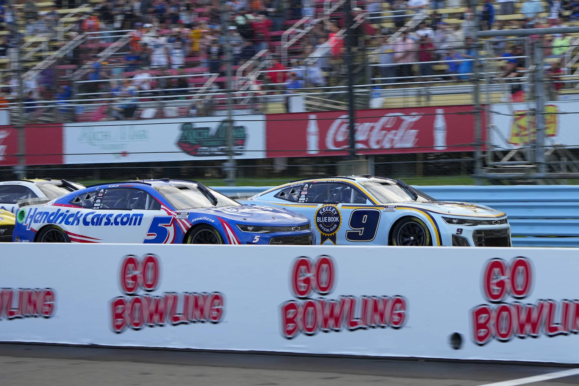 Kyle Larson Moving Chase Elliott at Watkins Glen Shouldn't Surprise