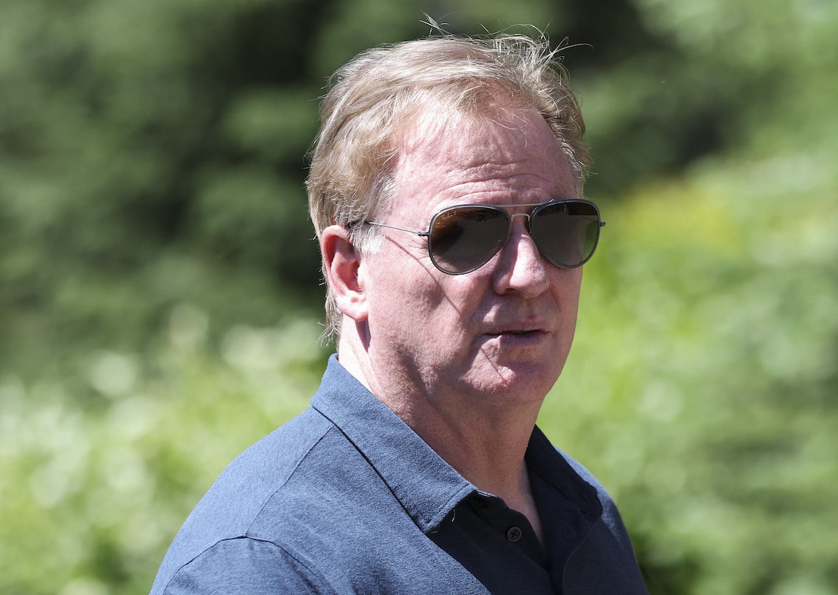Roger Goodell attends a conference for wealthy businesspeople in 2022