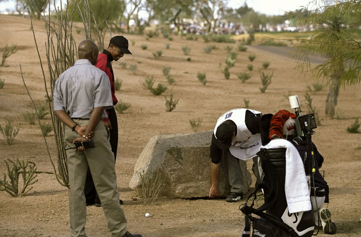 Tiger Woods Once Had to Employ 10 Men to Help Him With a Controversial Shot at the Phoenix Open
