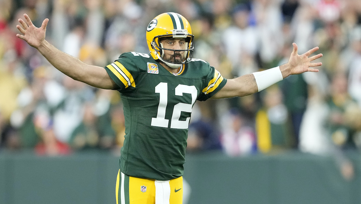 WATCH: Tony Romo Hilariously Translates Aaron Rodgers Screaming at His Lineman