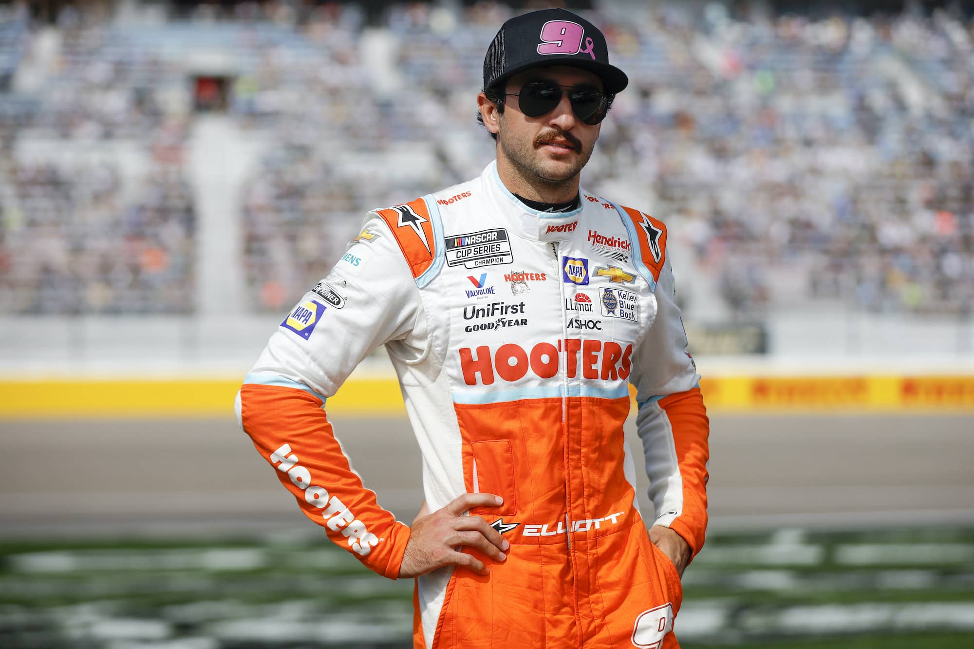 Chase Elliott waits on grid