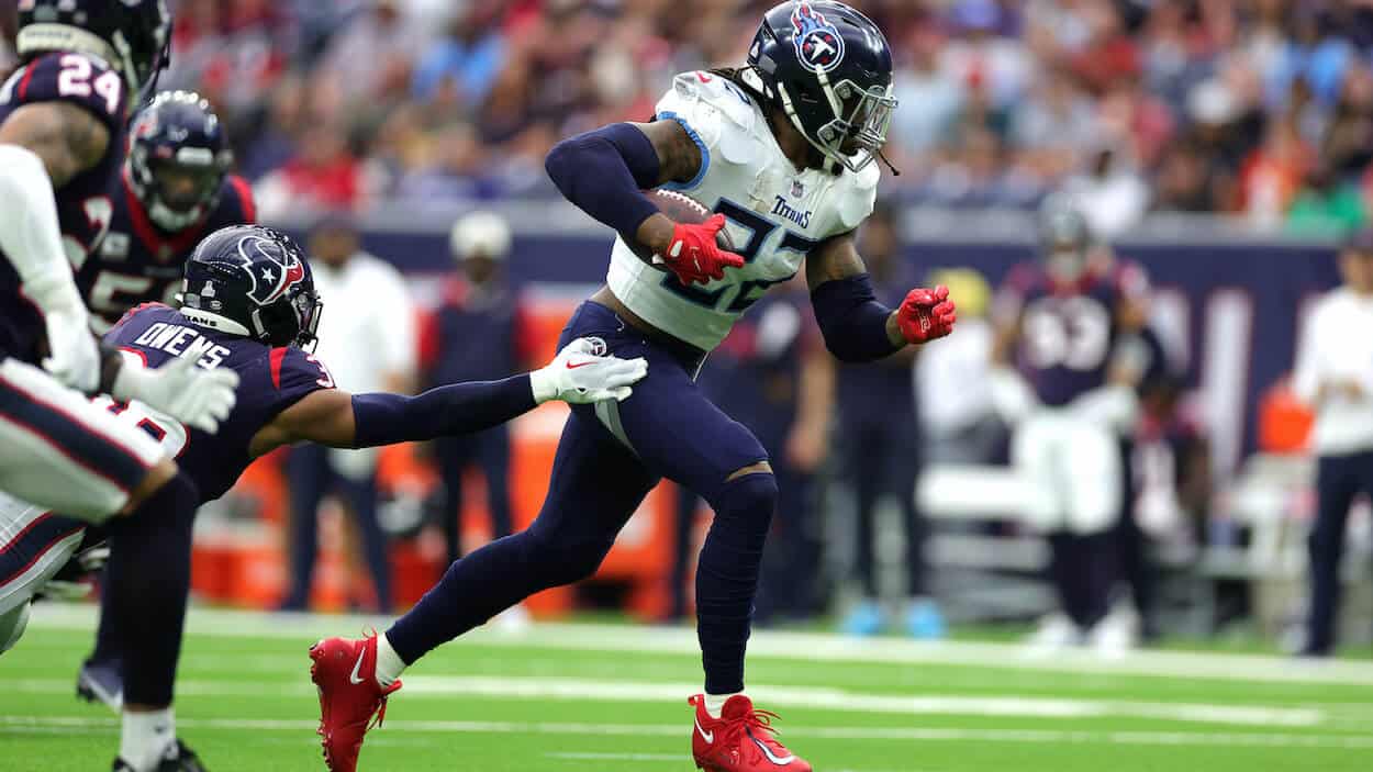 Derrick Henry of the Tennessee Titans rushes for a touchdown vs. the Houston Texans.