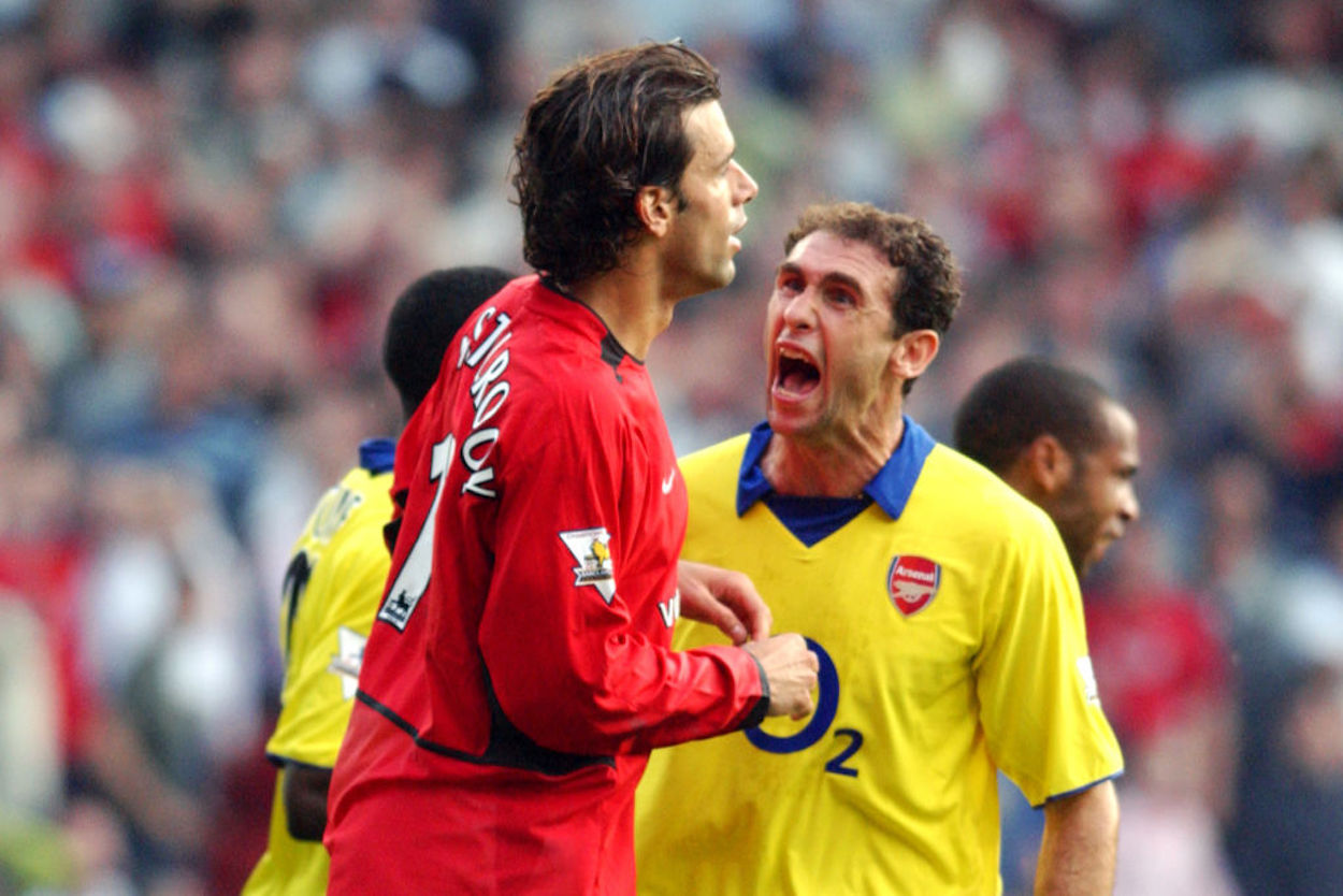 Martin Keown (R) yells in Ruud van Nistelrooy's(L) face during a 2003 Premier League match.