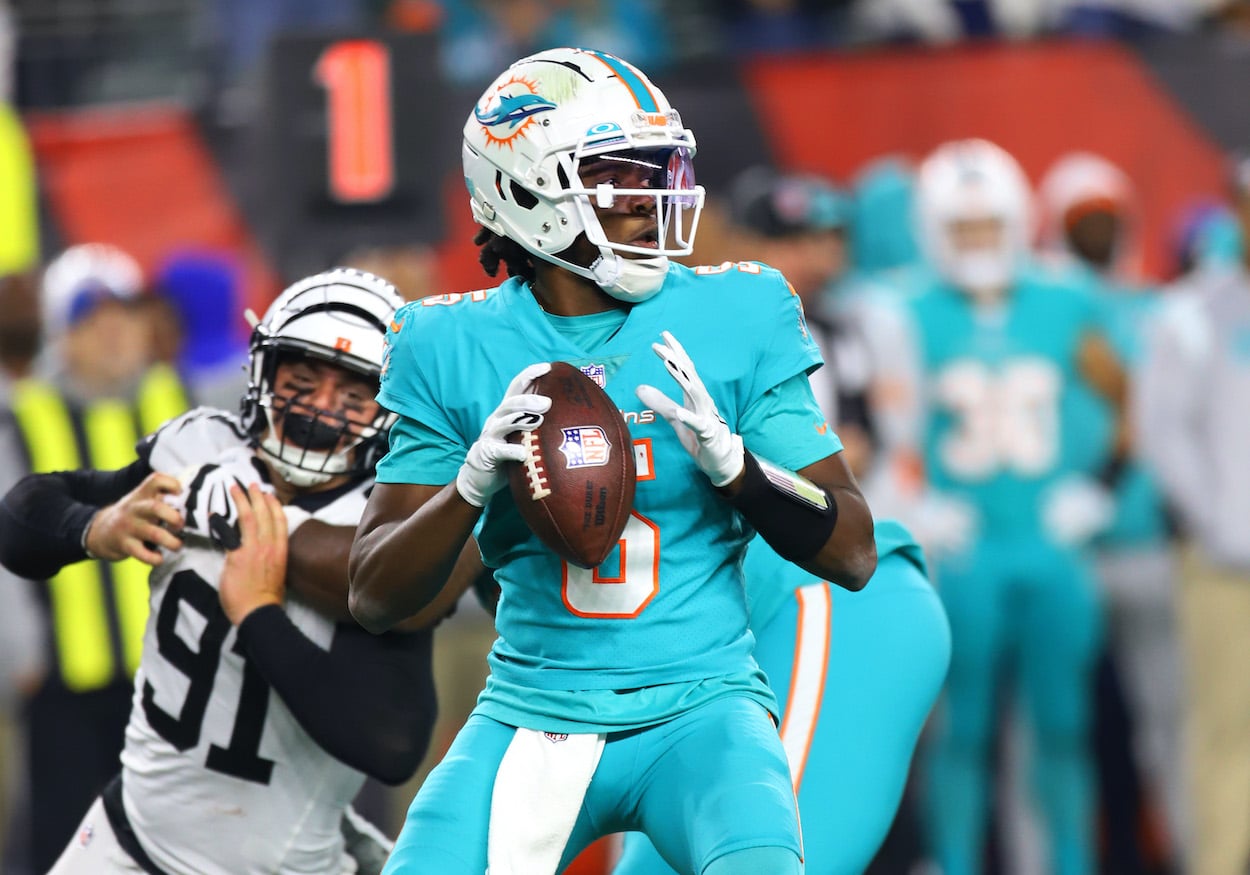 Teddy Bridgewater looks to pass against the Bengals.