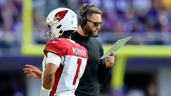 Kyler Murray of the Arizona Cardinals and head coach Kliff Kingsbury.