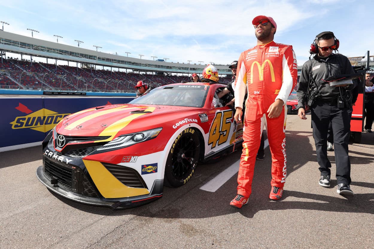 Bubba Wallace walks the grid during qualifying for the NASCAR Cup Series Championship