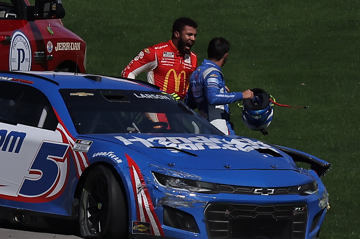Bubba Wallace confronts Kyle Larson after an on-track incident during the NASCAR Cup Series South Point 400 at Las Vegas Motor Speedway on Oct. 16, 2022.