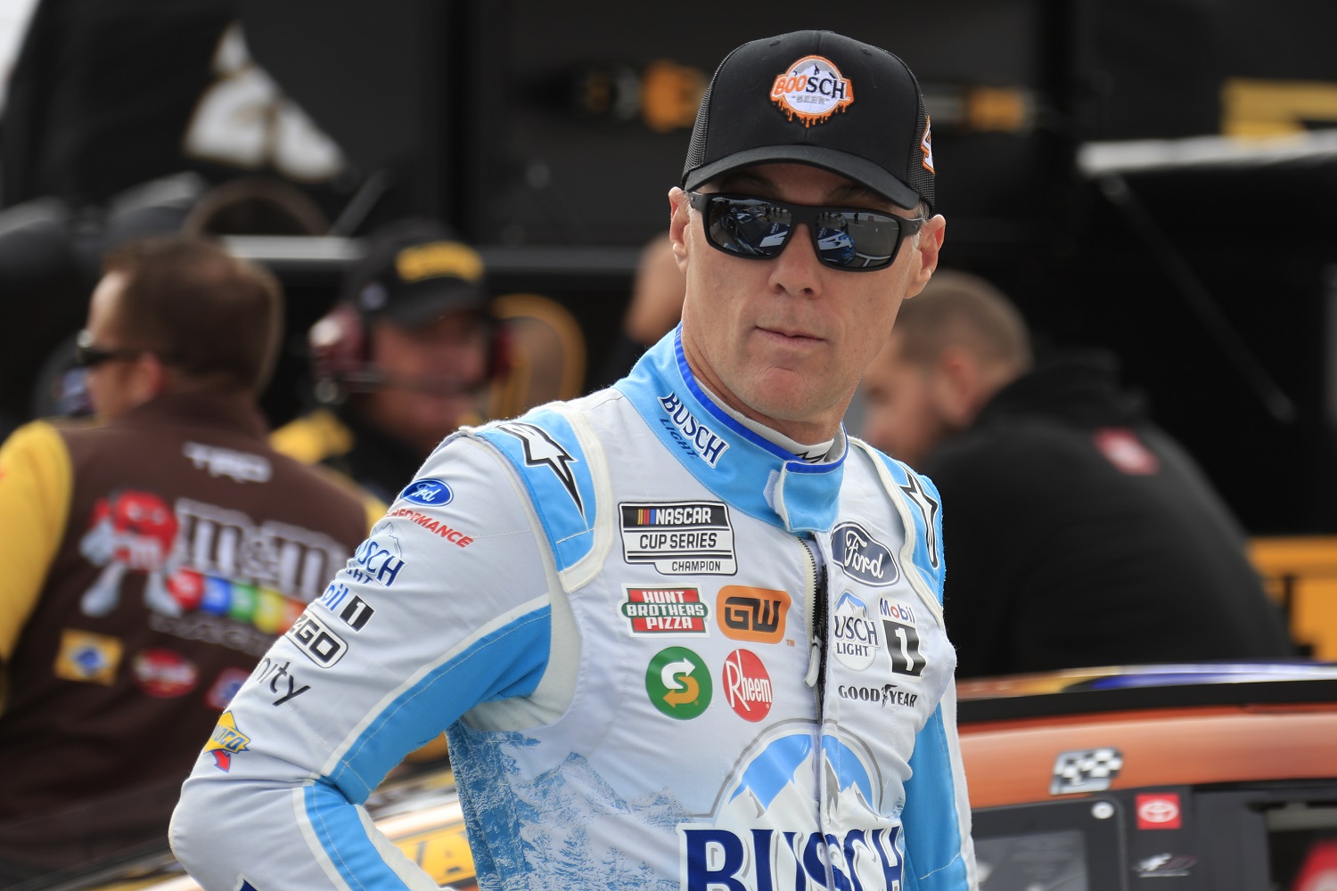Kevin Harvick looks on during qualifying for the NASCAR Cup Series Xfinity 500 on Oct. 29, 2022 at Martinsville Speedway. | Jeff Robinson/Icon Sportswire via Getty Images
