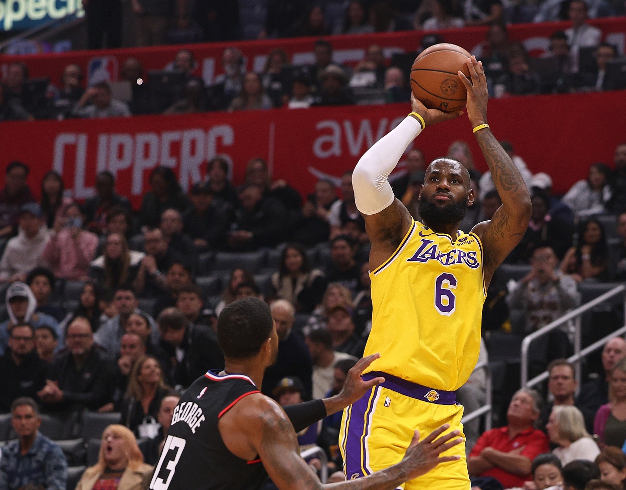 LeBron James during a Lakers-Clippers matchup in November 2022