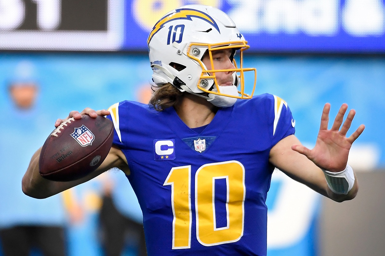 Justin Herbert during a Chargers-Titans matchup in December 2022
