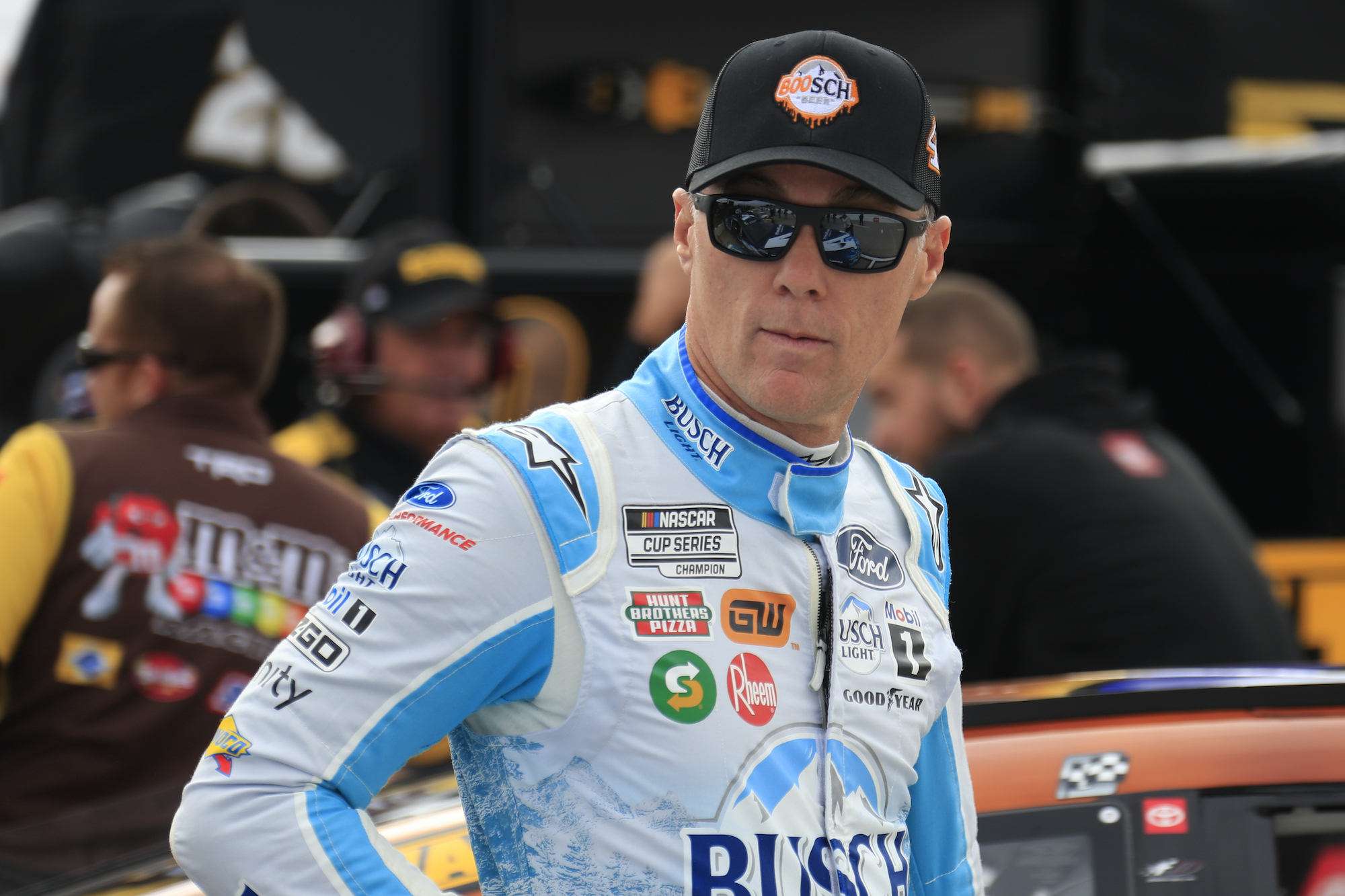Kevin Harvick’s Curious Twitter Response Makes Fans Wonder If He’s Seriously Considering Racing in Another Series Outside of NASCAR in 2023