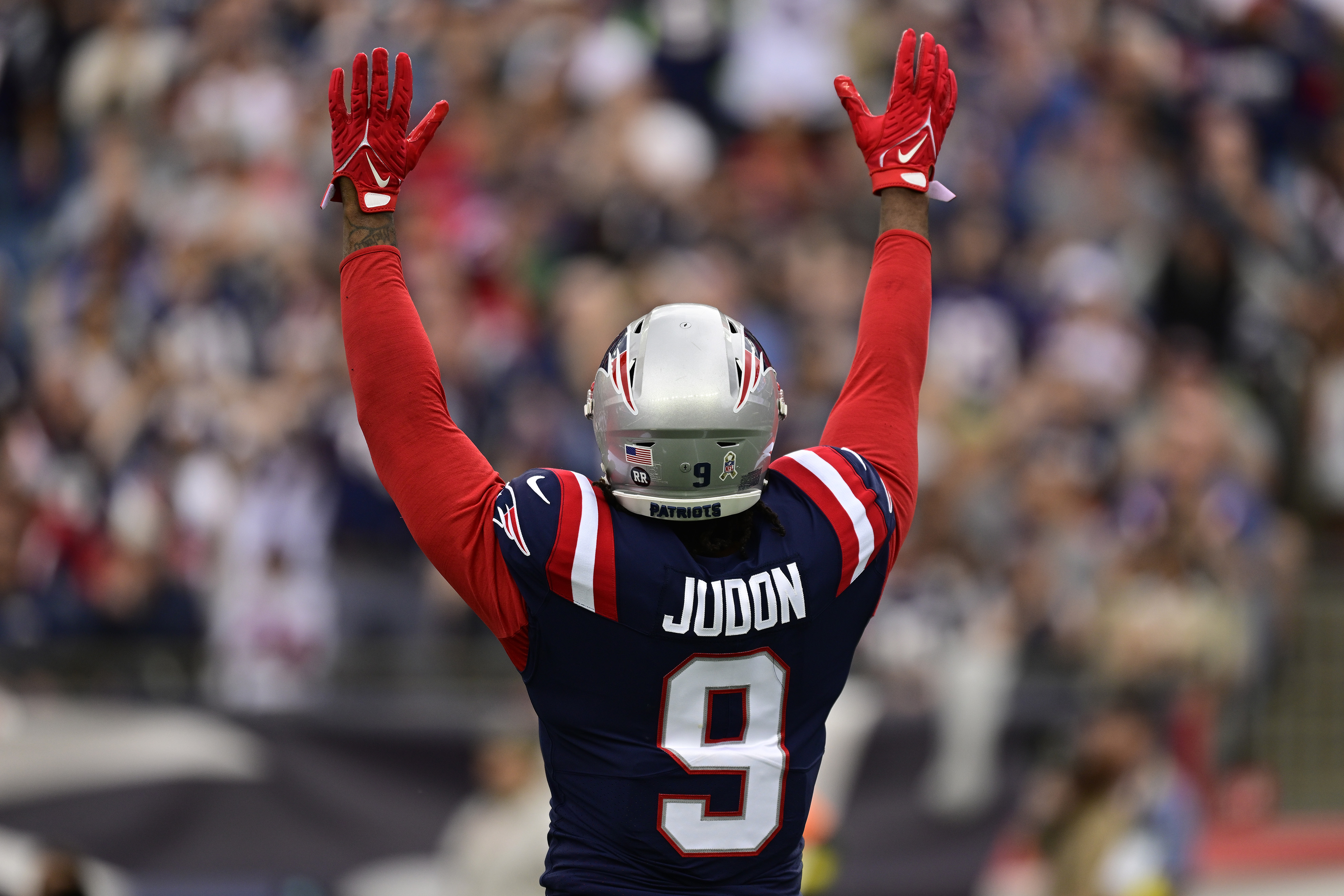 Matthew Judon of the New England Patriots reacts during a game against the Indianapolis Colts.
