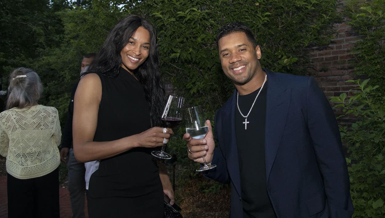 Russell Wilson, Russell Wilson house, Russell Wilson contract, Denver Broncos