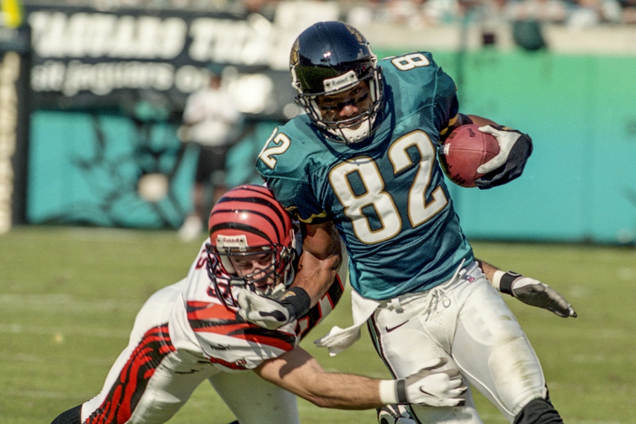 Jacksonville receiver Jimmy Smith runs with the ball.