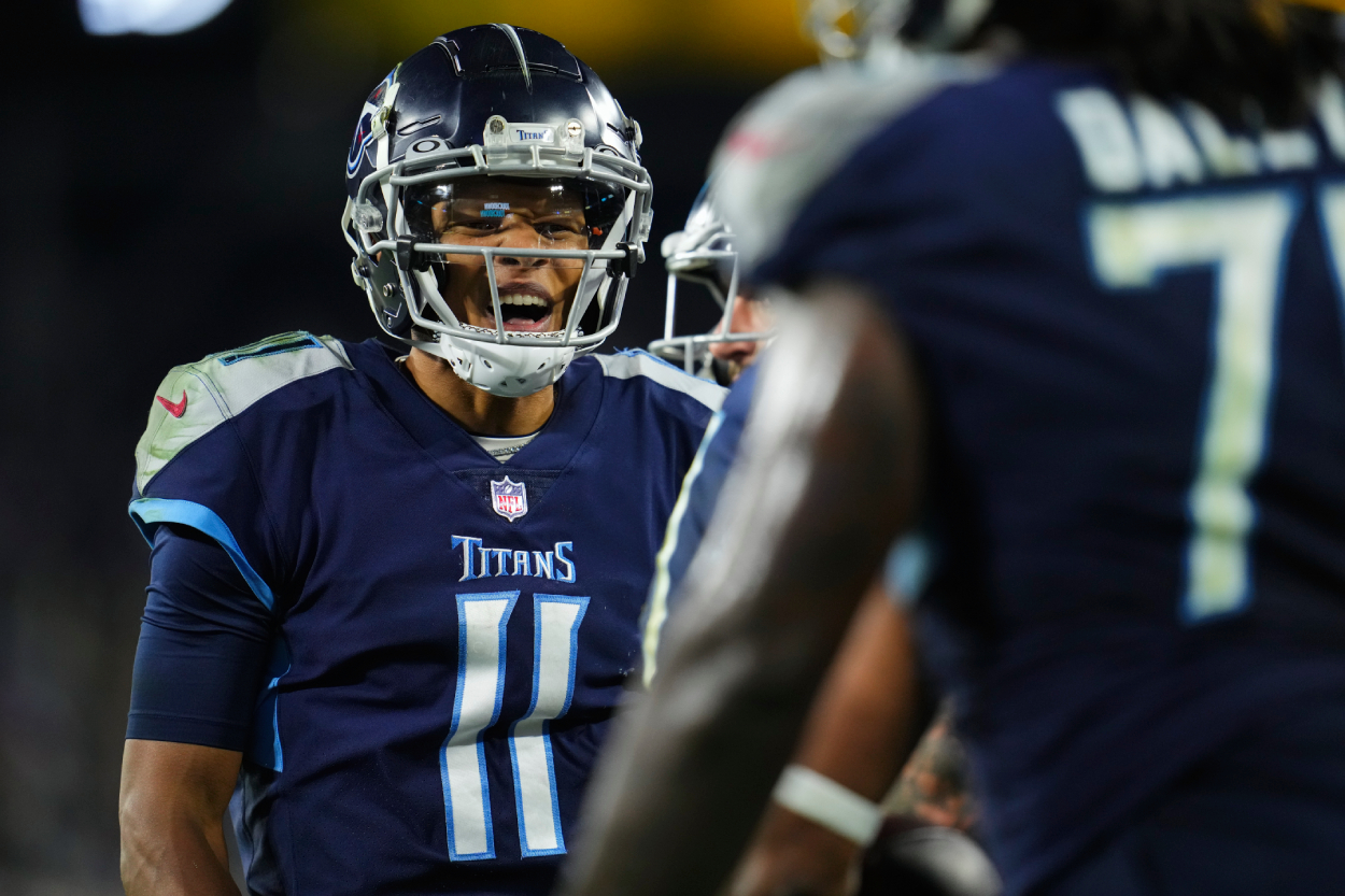 Joshua Dobbs of the Tennessee Titans celebrates after the touchdown against the Dallas Cowboys.