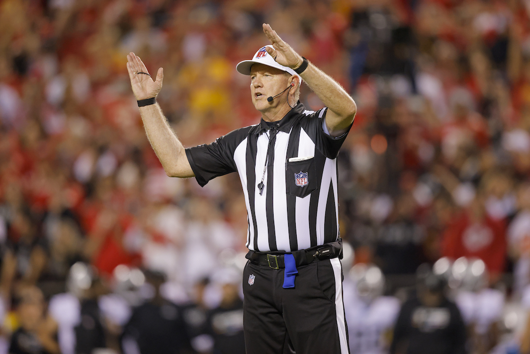 NFL referee, Carl Cheffers, NFL, Super Bowl
