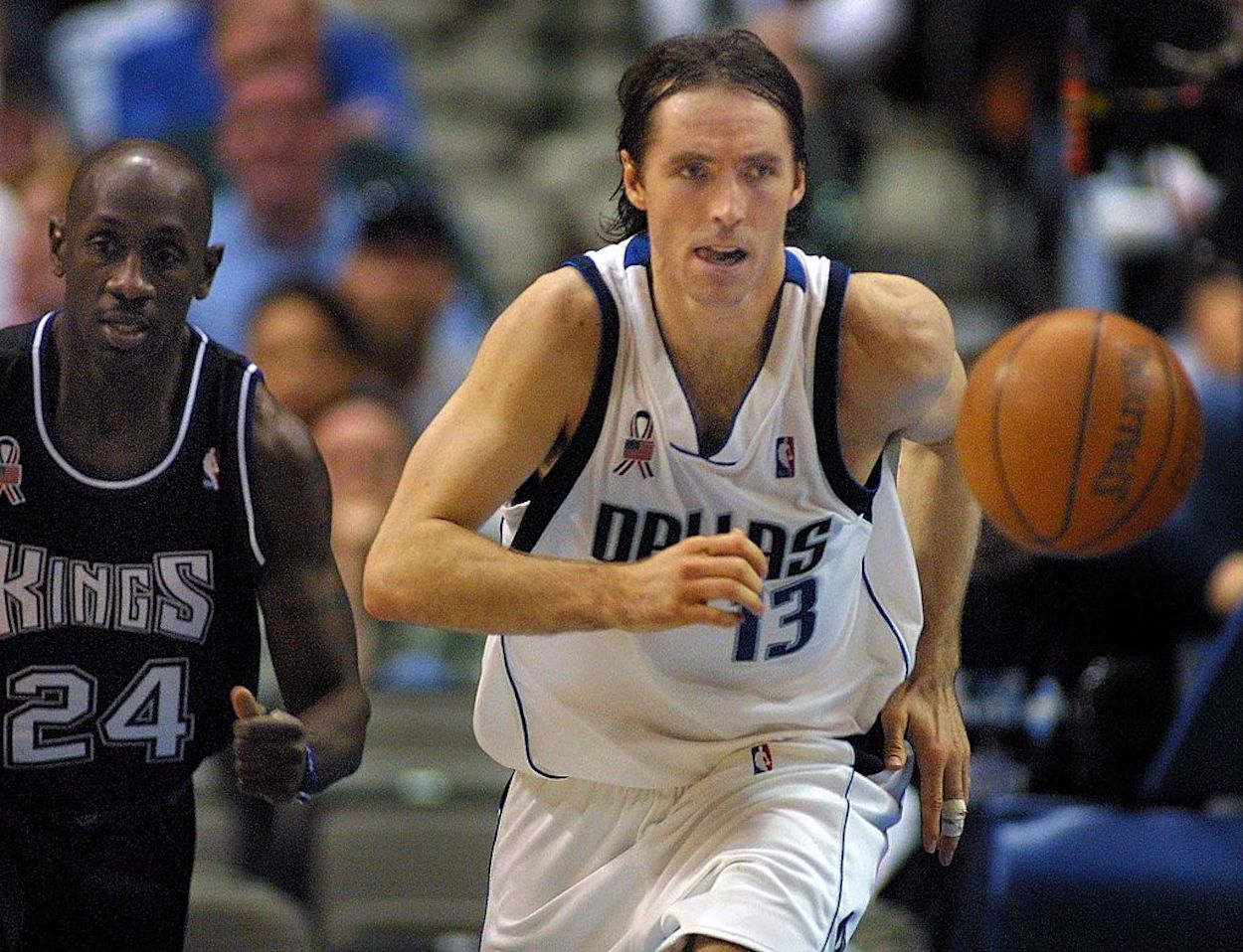 Steve Nash dribbles the ball during his time with the Dallas Mavericks.