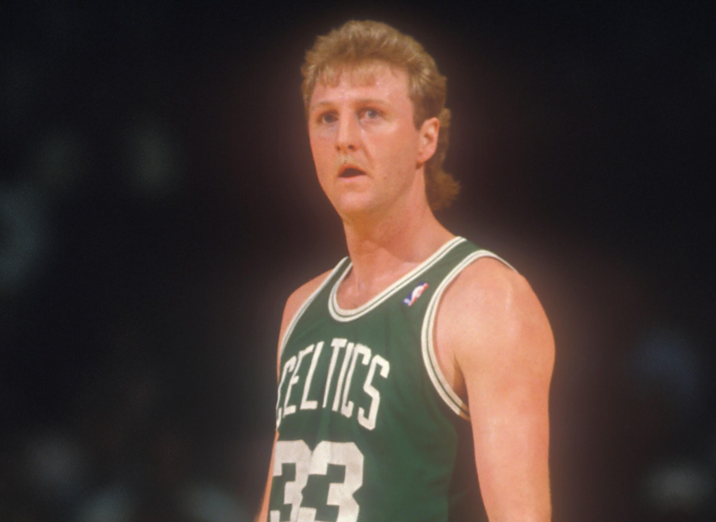 While Accepting His 3rd Straight MVP Award, Larry Bird Criticized Wilt Chamberlain and Then Acted Just Like Him