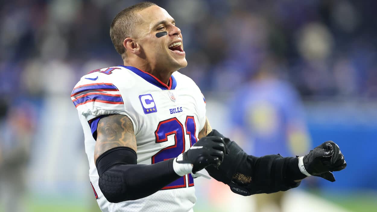 Buffalo Bills, Jordan Poyer, taxes