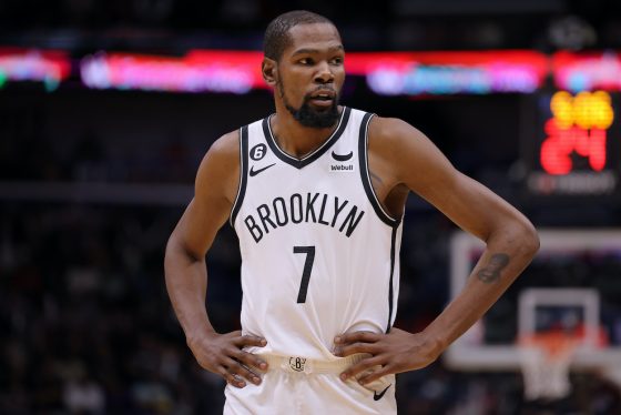 Kevin Durant looks on against the Pelicans.