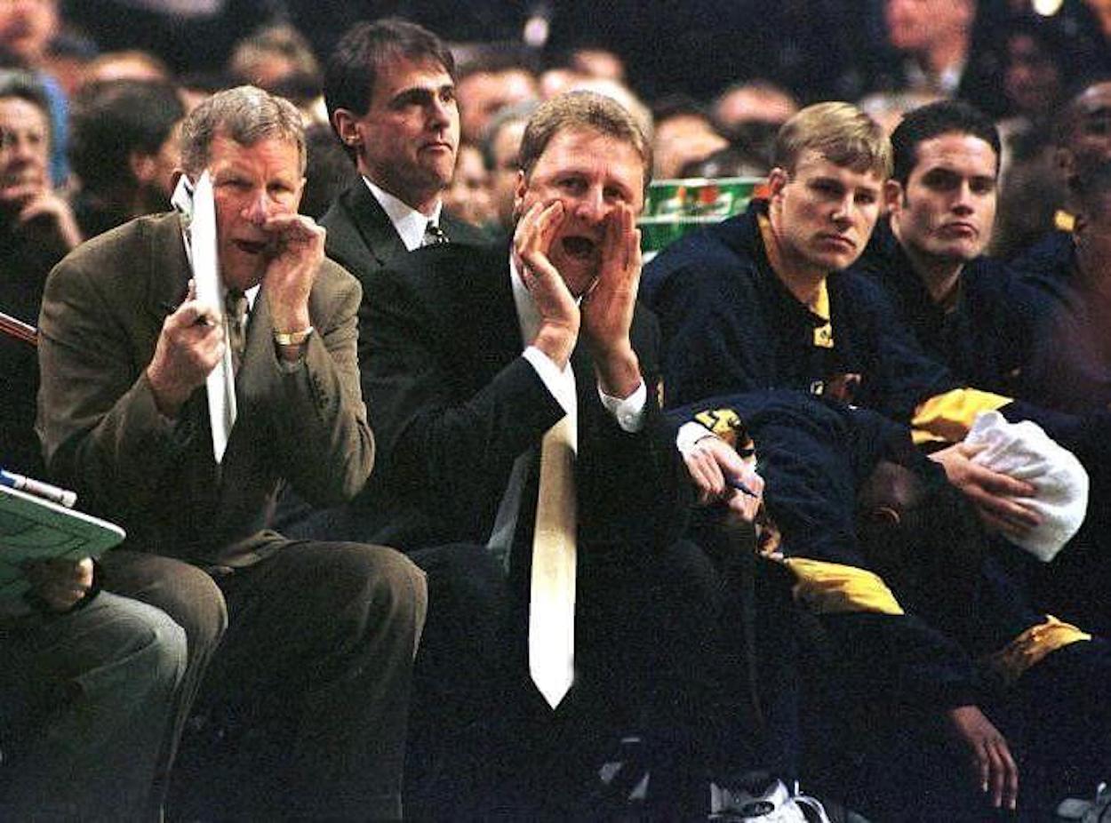 Larry Bird (C) yells instructions as the Indiana Pacers' head coach.