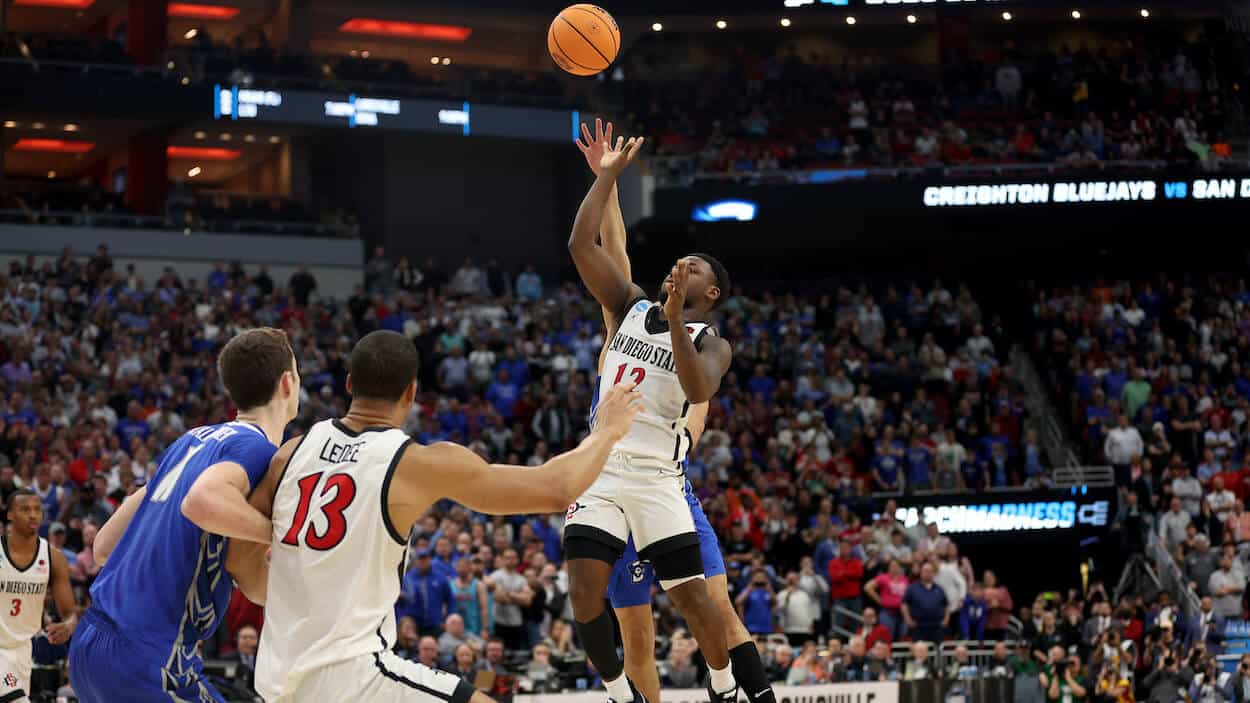 NCAA Tournament, Gene Steratore, referees, Creighton, San Diego State