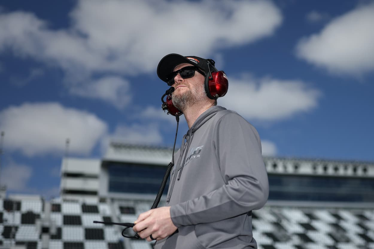 Dale Earnhardt Jr. watches Xfinity qualifying