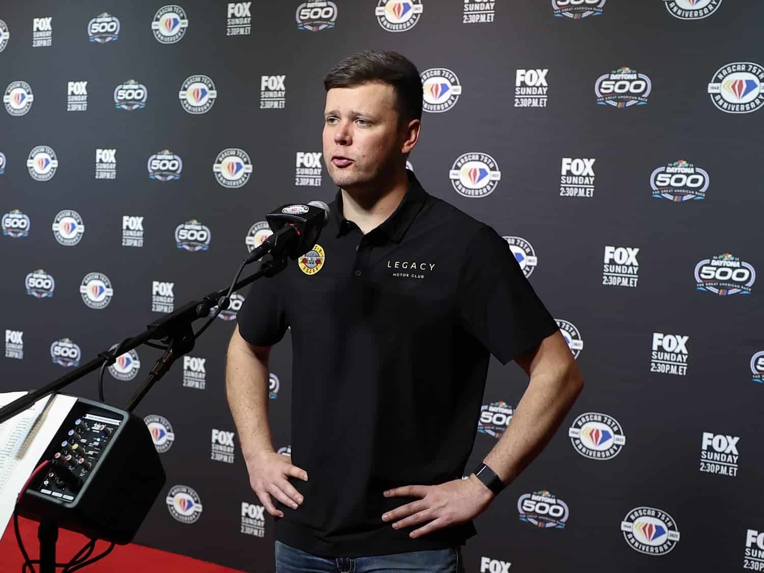 Erik Jones speaks al Daytona 500 Media Day at Daytona International Speedway on Feb. 15, 2023.