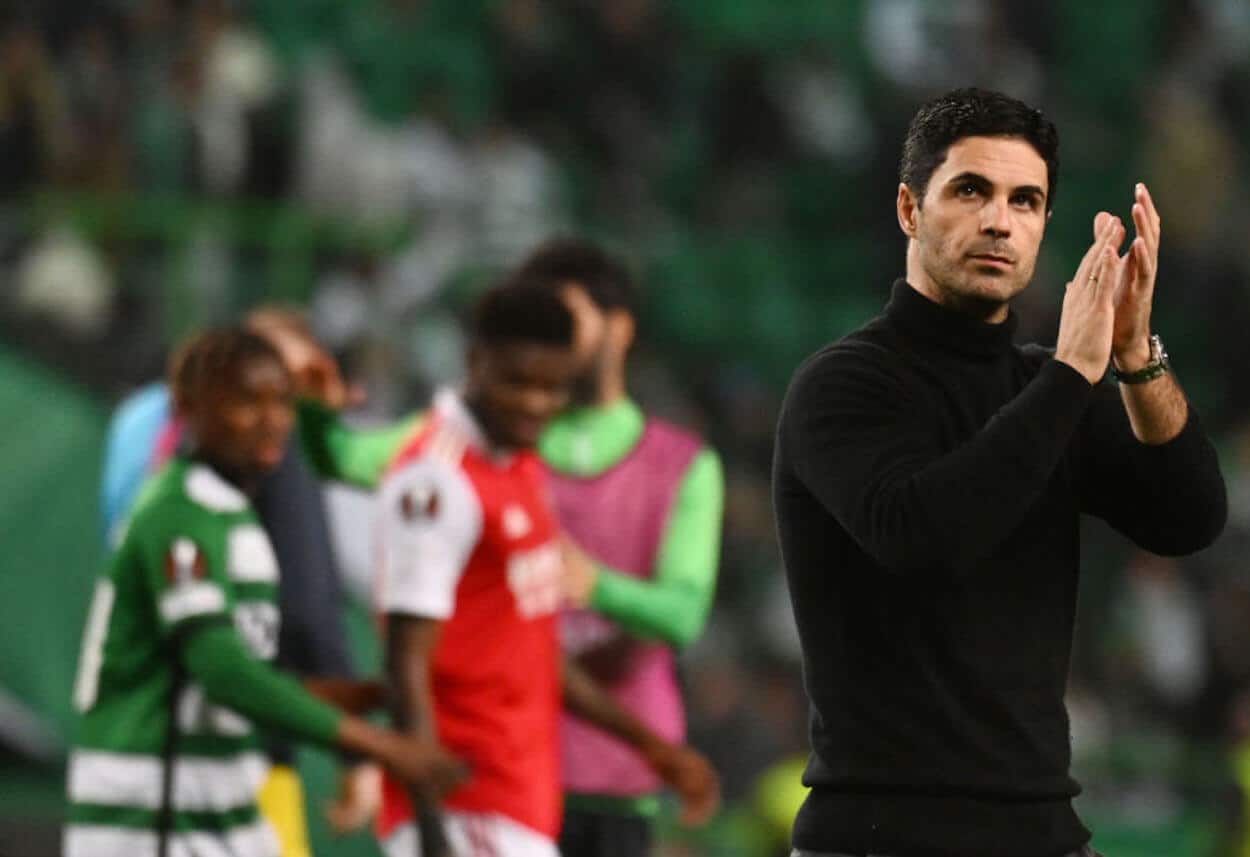 Mikel Arteta applauds during Arsenal's Europa League tie against Sporting Lisbon.