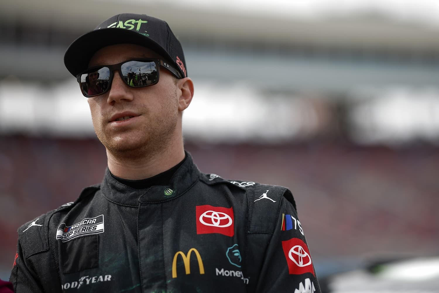 Tyler Reddick waits on the grid during qualifying for the NASCAR Cup Series United Rentals Work United 500 at Phoenix Raceway on March 11, 2023. | Chris Graythen/Getty Images