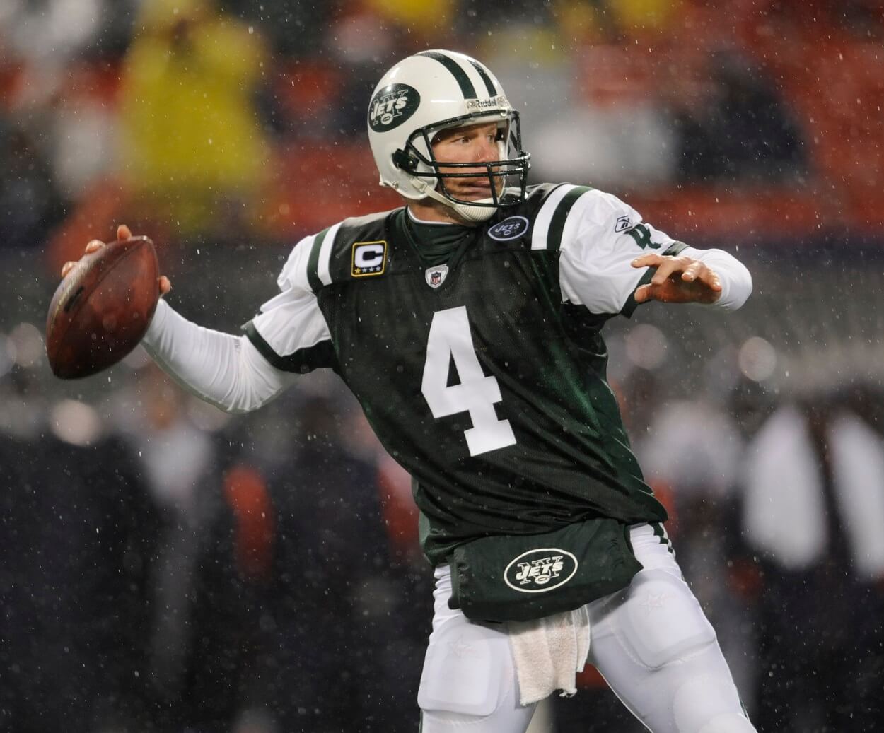 Brett Favre during a Jets-Broncos matchup in 2008