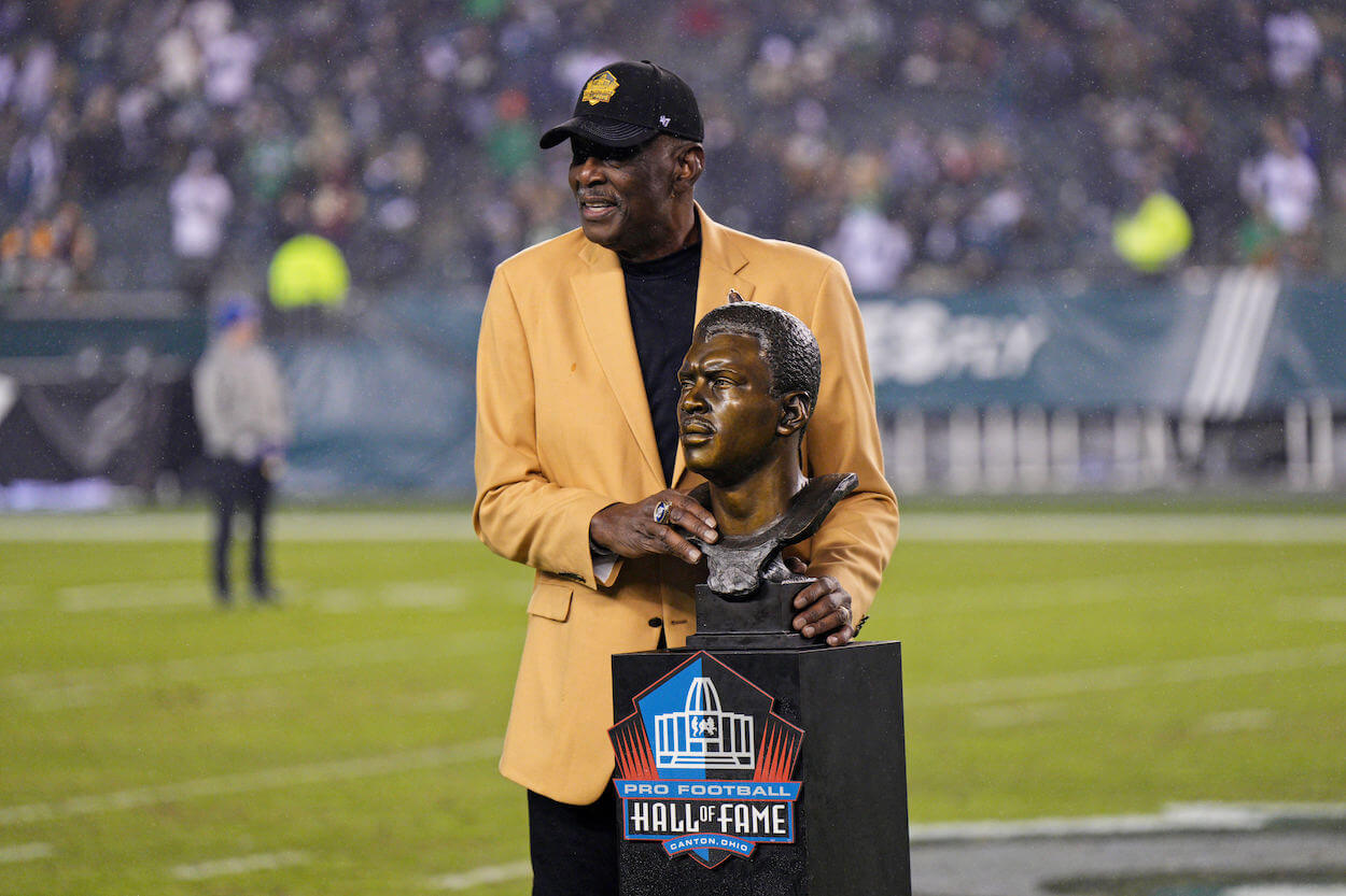 Harold Carmichael poses with his Hall of Fame bust.