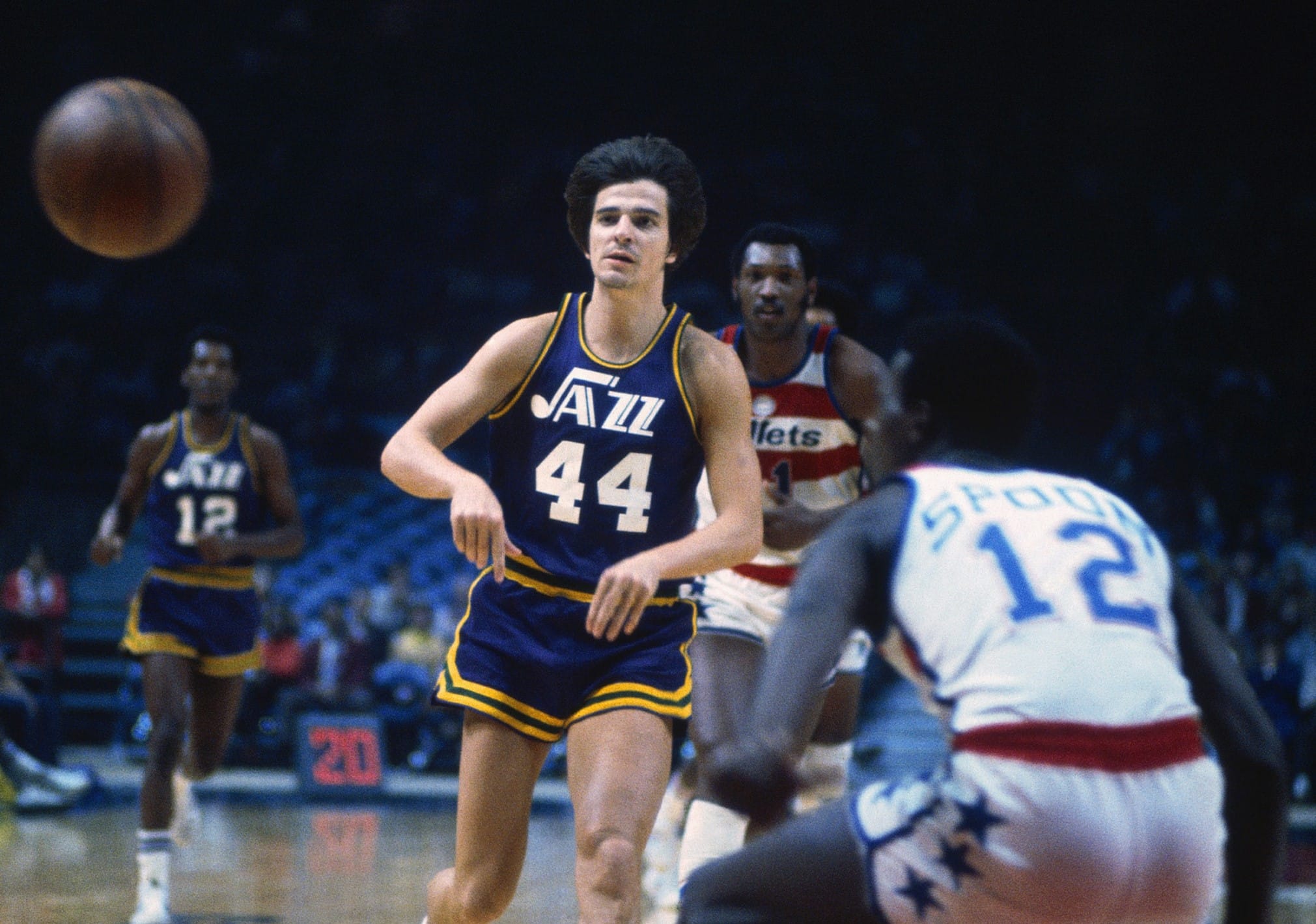 Pete maravich deals number 44