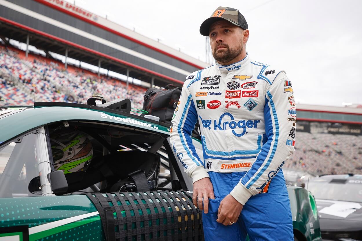 Ricky Stenhouse Jr. during qualifying for the 2023 NASCAR Cup Series Food City Dirt Race on Dirt at Bristol Motor Speedway