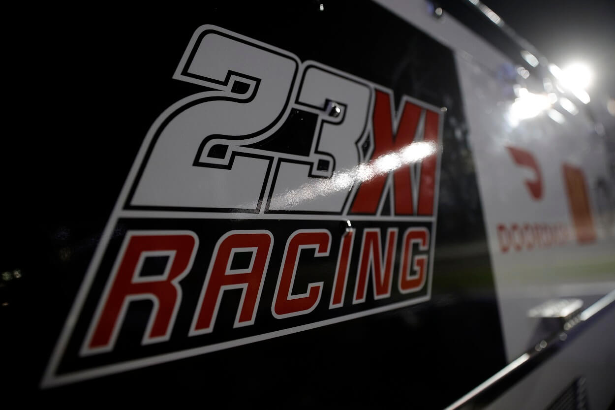23XI Racing logo |