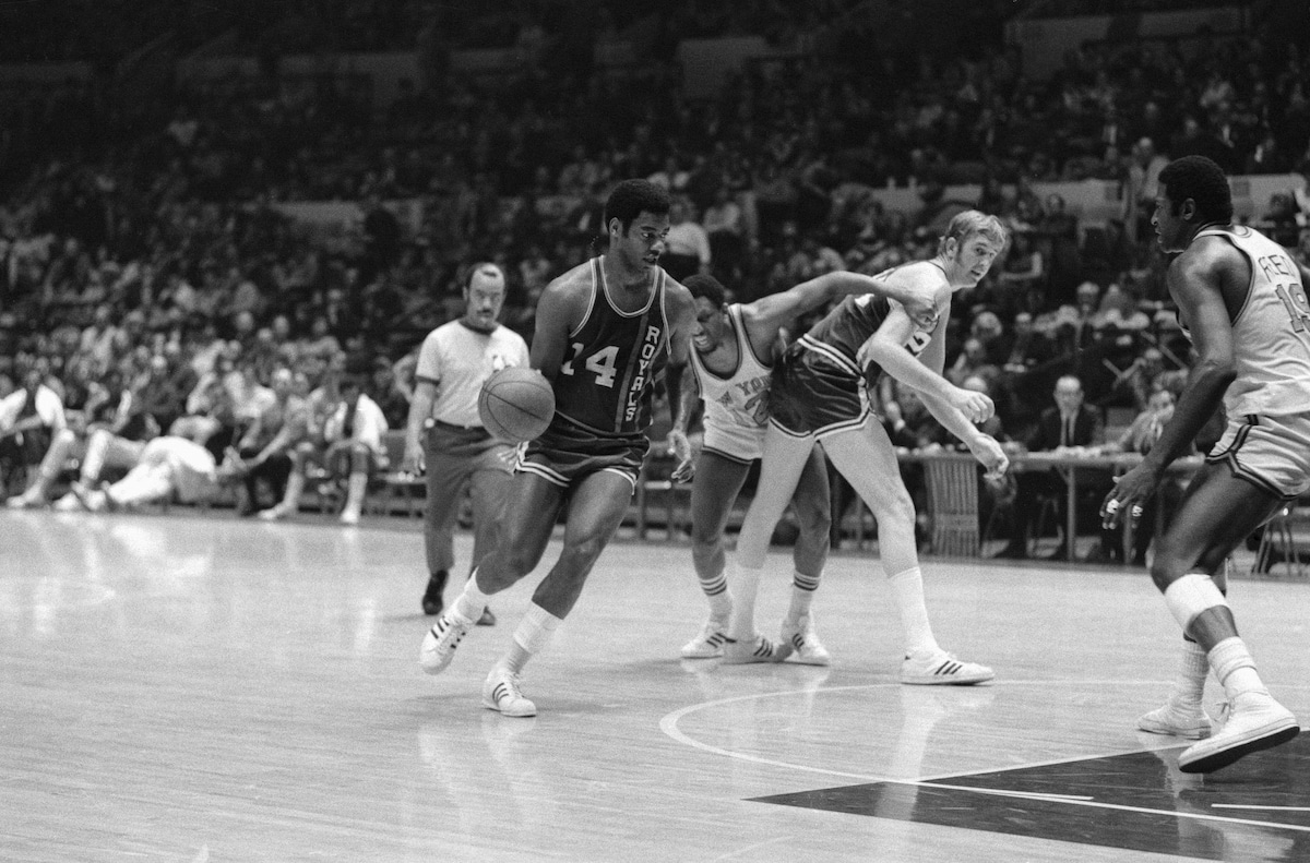 The Best Starting Five and Full Depth Chart for Every NBA Team's Franchise History