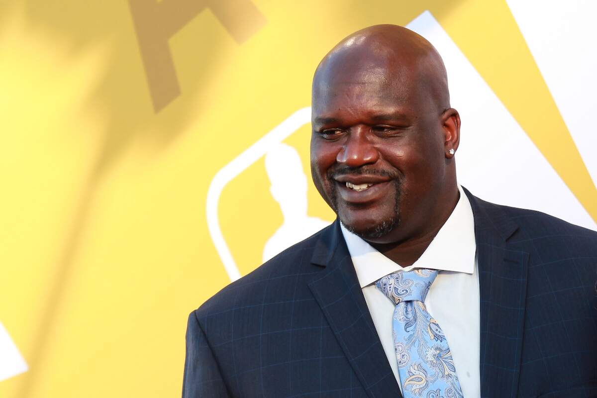 Shaquille O'Neal smiles on the 2017 NBA Awards red carpet