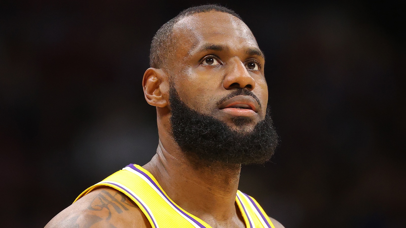 How Tall Is LeBron James? - Sportscasting | Pure Sports