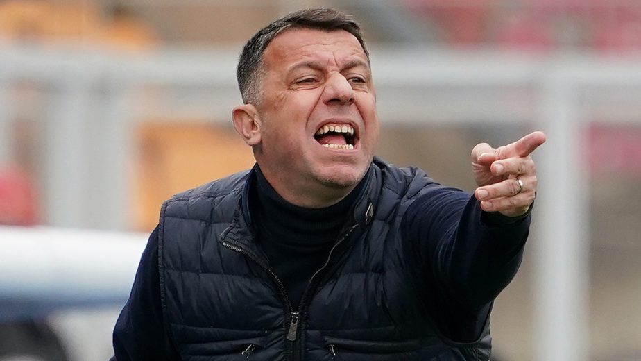 Lecce coach Roberto D'Aversa