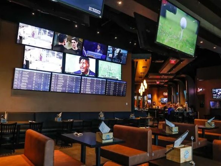 Indiana April 2024 Sports Betting Handle Fell Below $400M For First Time Since September