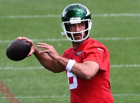 New York Jets QB Aaron Rodgers, DE Haason Reddick Skip Minicamp