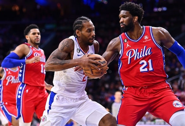 Los Angeles Clippers forward Kawhi Leonard (2) drives against Philadelphia 76ers center Joel Embiid (21).