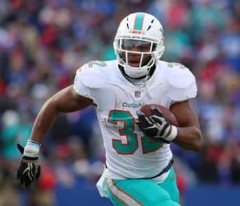 RB running back Kenyan Drake Announces NFL Retirement After Eight Seasons