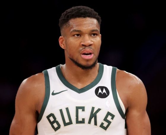 Giannis Antetokounmpo Scolds Reporter 'You Can Leave'