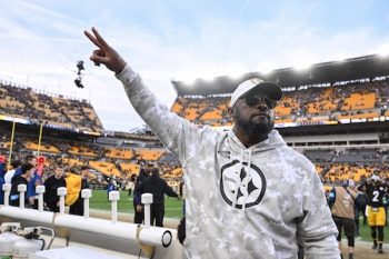 NFL: Baltimore Ravens at Pittsburgh Steelers