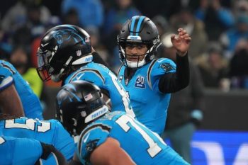 nfl bryce young hand signals t4eammates (1)