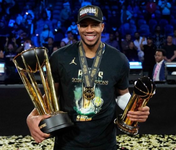 Milwaukee Bucks Trade Rumors Giannis Antetokounmpo Is Staying Put