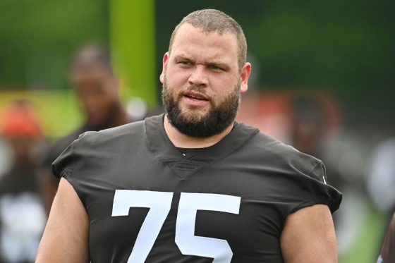 Browns OL Joel Bitonio Will Take Some Time After Season Ends To Decide What’s Next