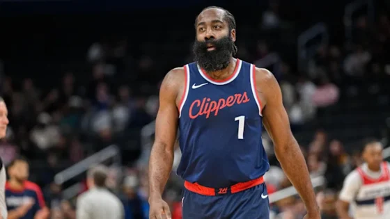 James Harden joins Curry as only NBA players to score more than 3,000 threes