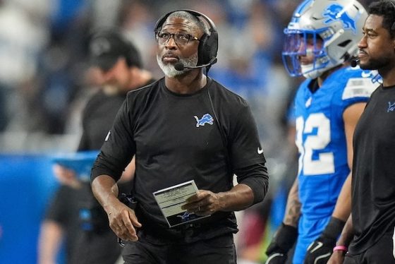 Detroit Lions defensive coordinator Aaron Glenn.